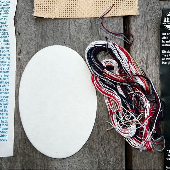 Counted Cross Stitch Christmas Ornament Kit Santa NEW - Picture 2 of 4